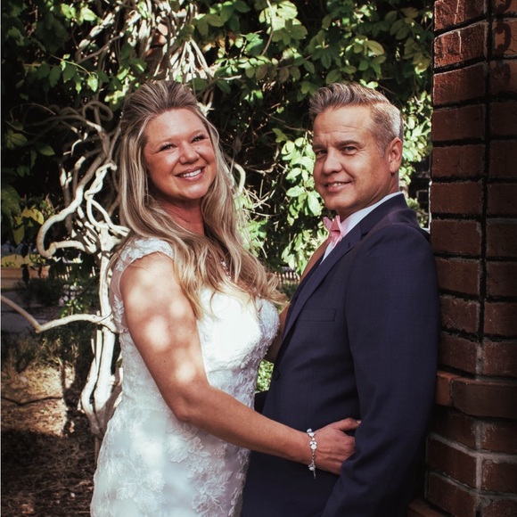 Like This Listing To Know When I Go Live Silent Share Show - Picture 8 of 13